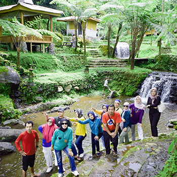 kompak bikin acara di gurau